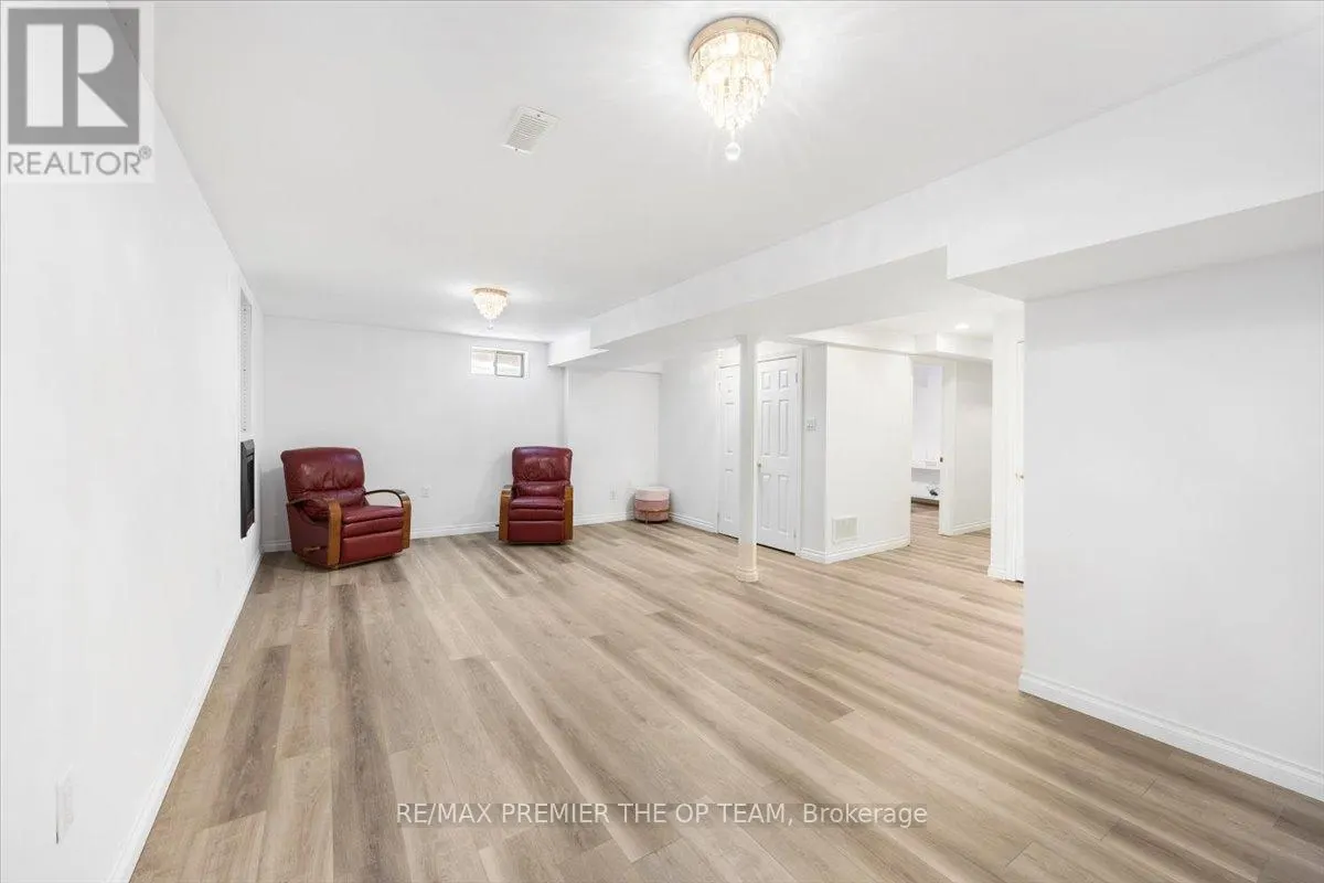 45 SHERWOOD COURT