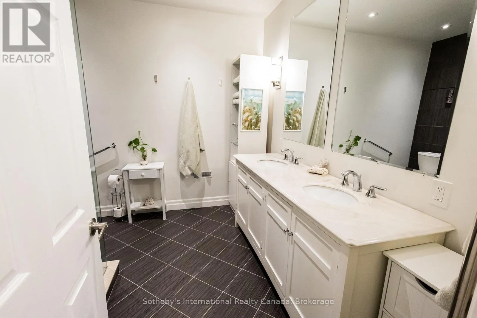 2 - 17 MAIR MILLS DRIVE, #2