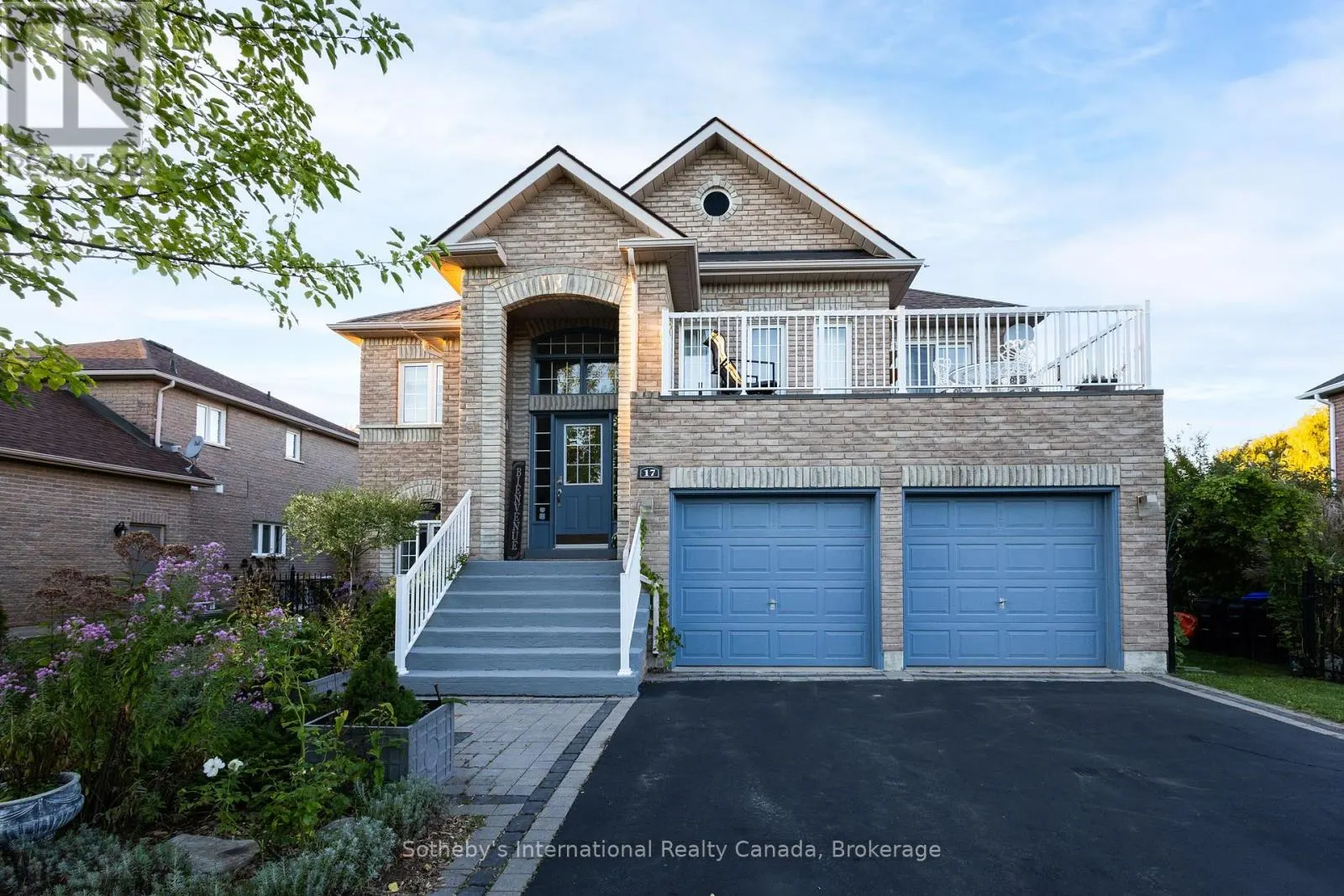 2 - 17 MAIR MILLS DRIVE, #2