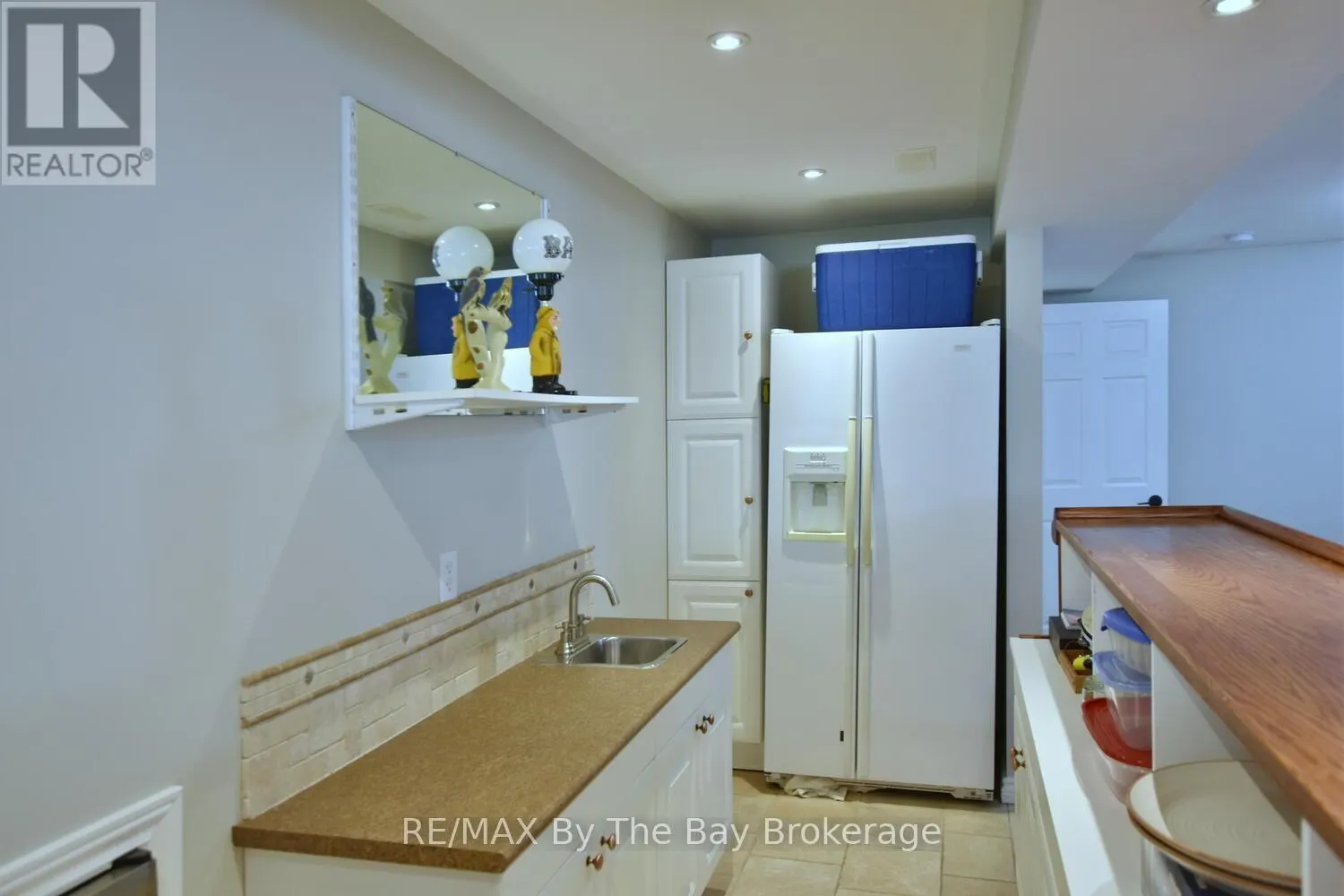 424 RAMBLEWOOD DRIVE