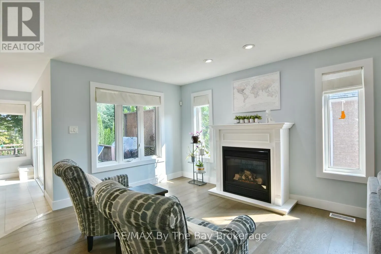 424 RAMBLEWOOD DRIVE