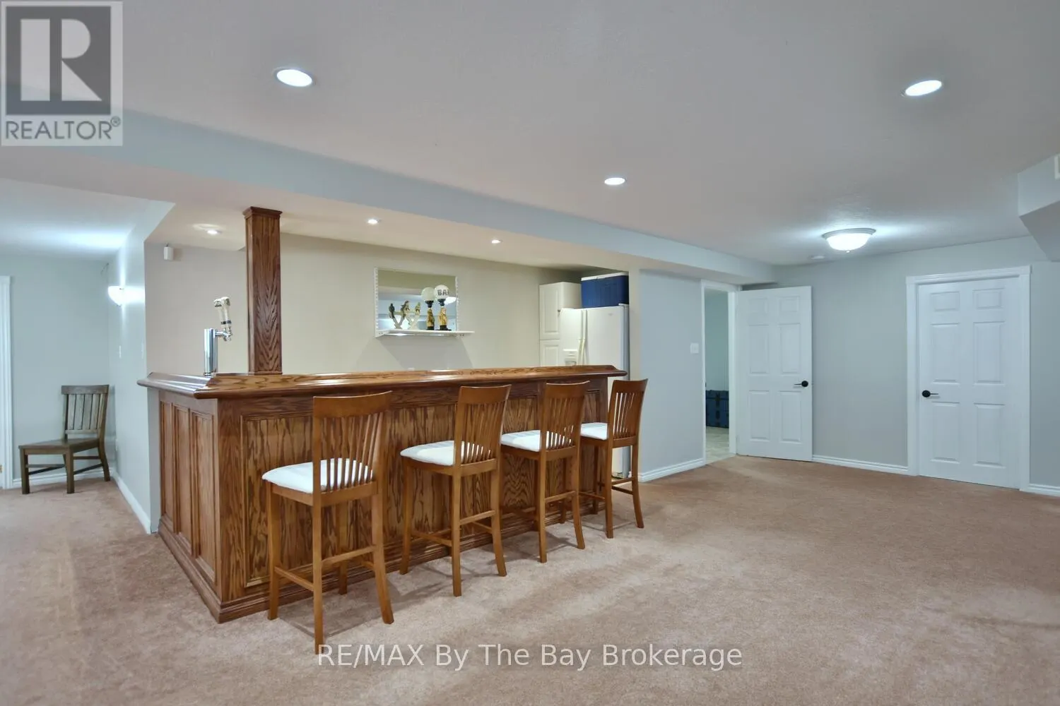 424 RAMBLEWOOD DRIVE