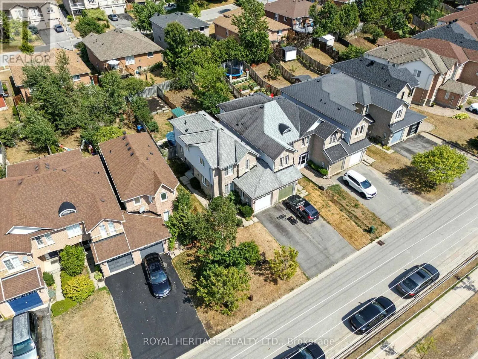 337 FERNDALE DRIVE S