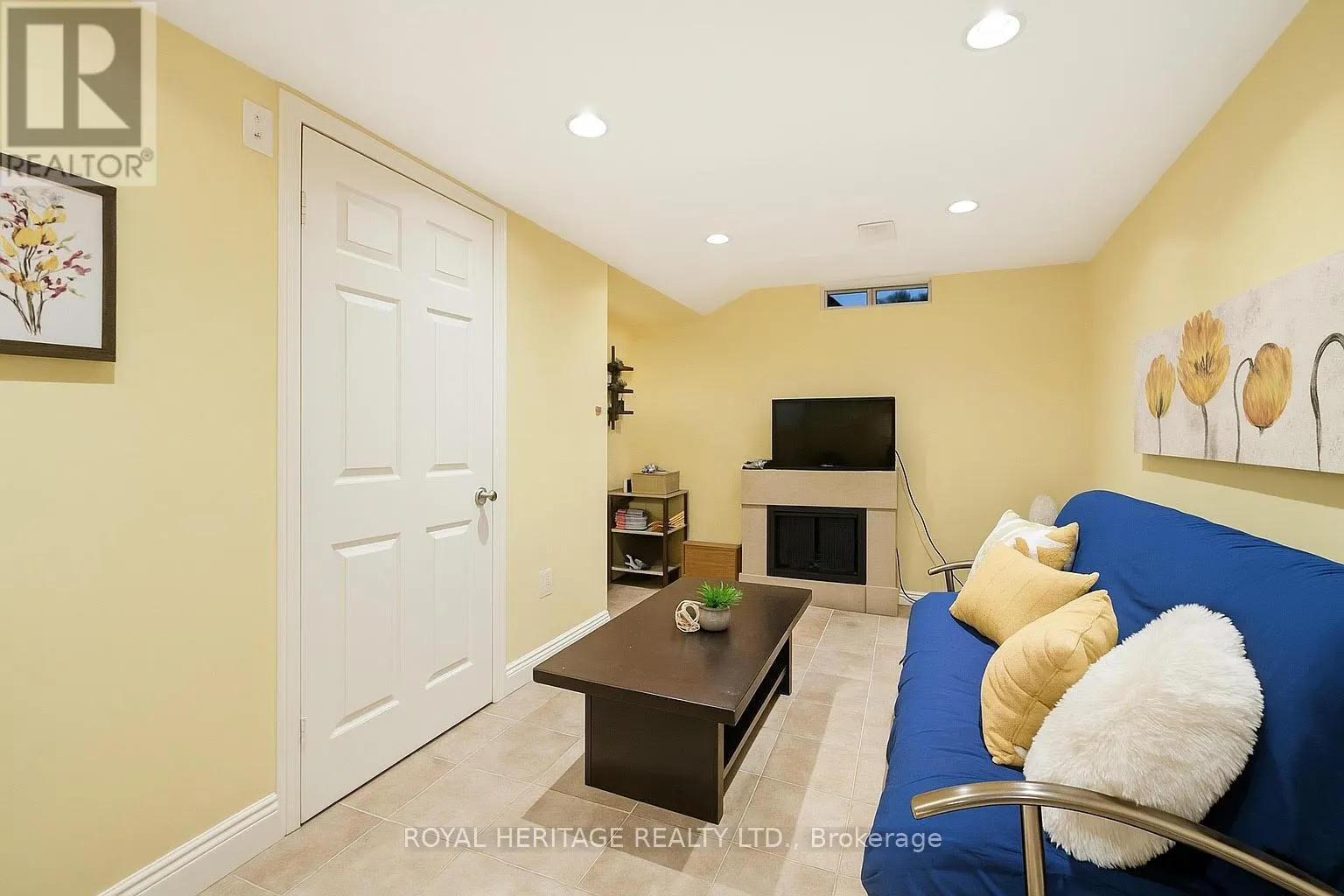 337 FERNDALE DRIVE S