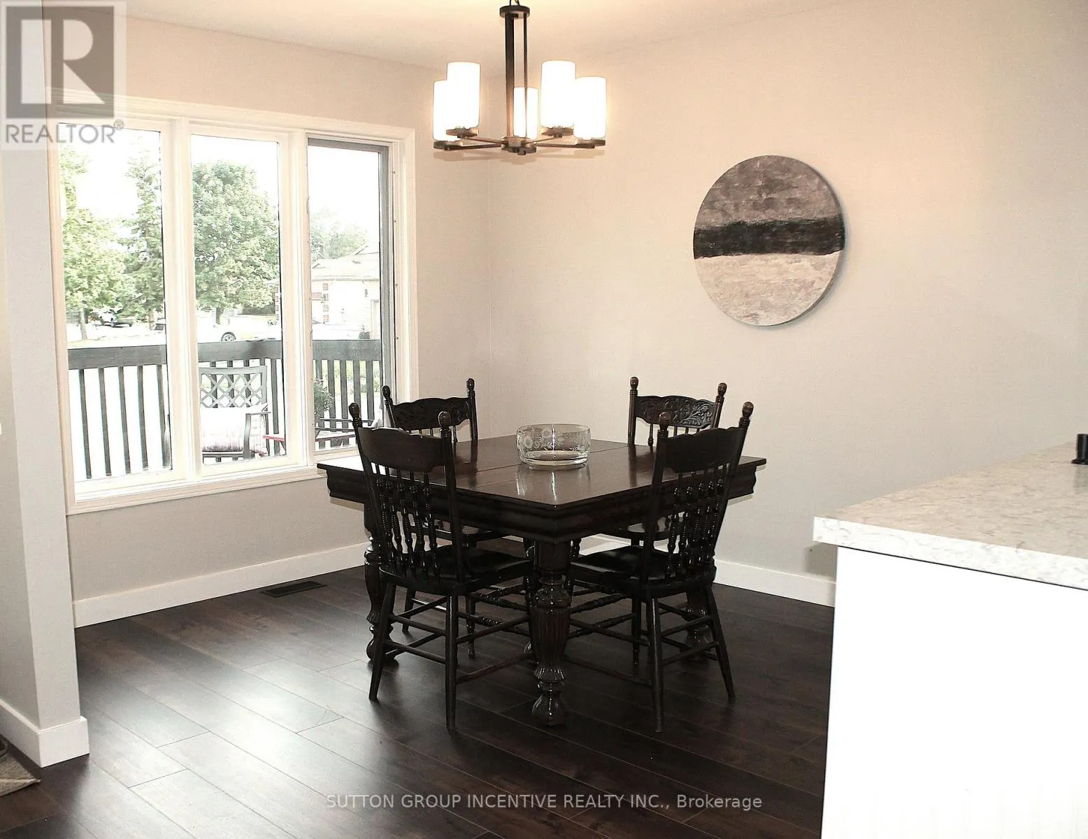 30 ASSINIBOINE DRIVE