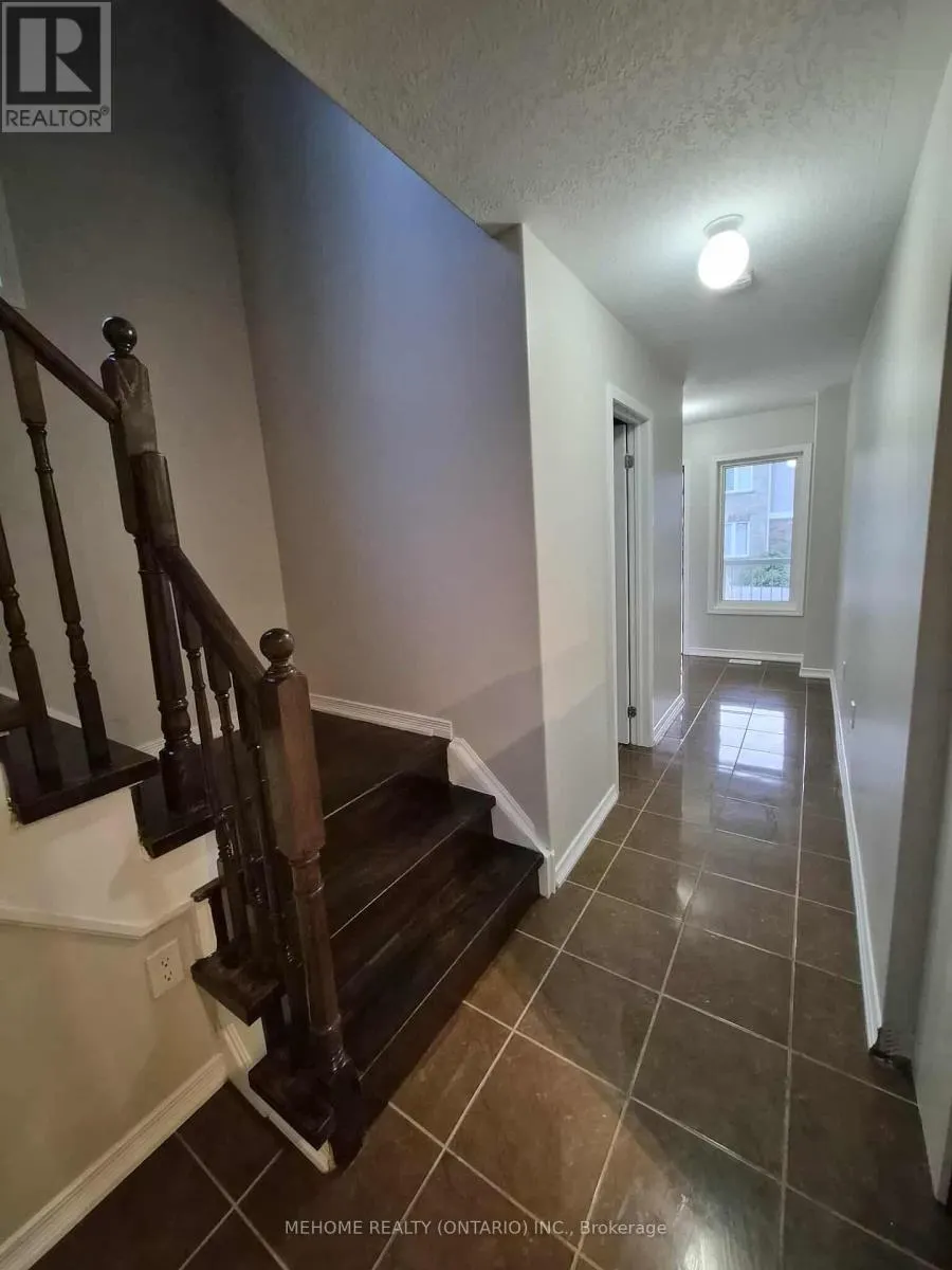24 - 75 PRINCE WILLIAM WAY E