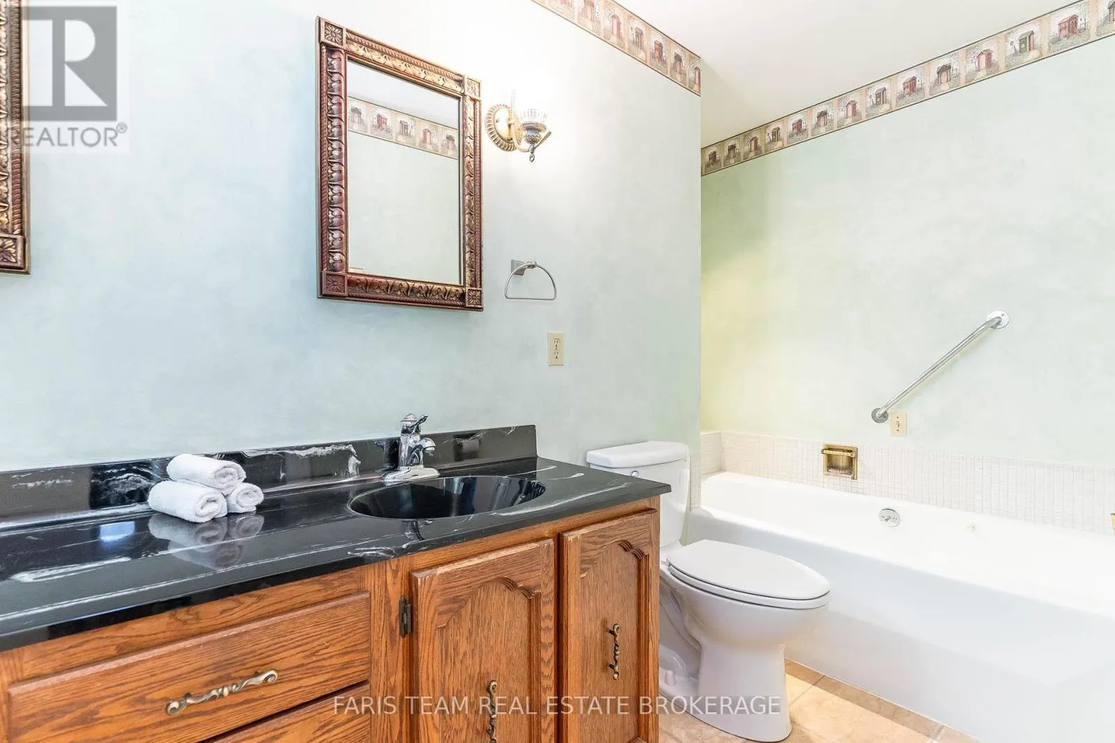 1 SOUTHWOOD CIRCLE