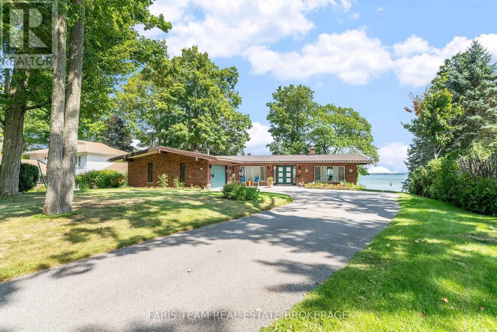 1 SOUTHWOOD CIRCLE