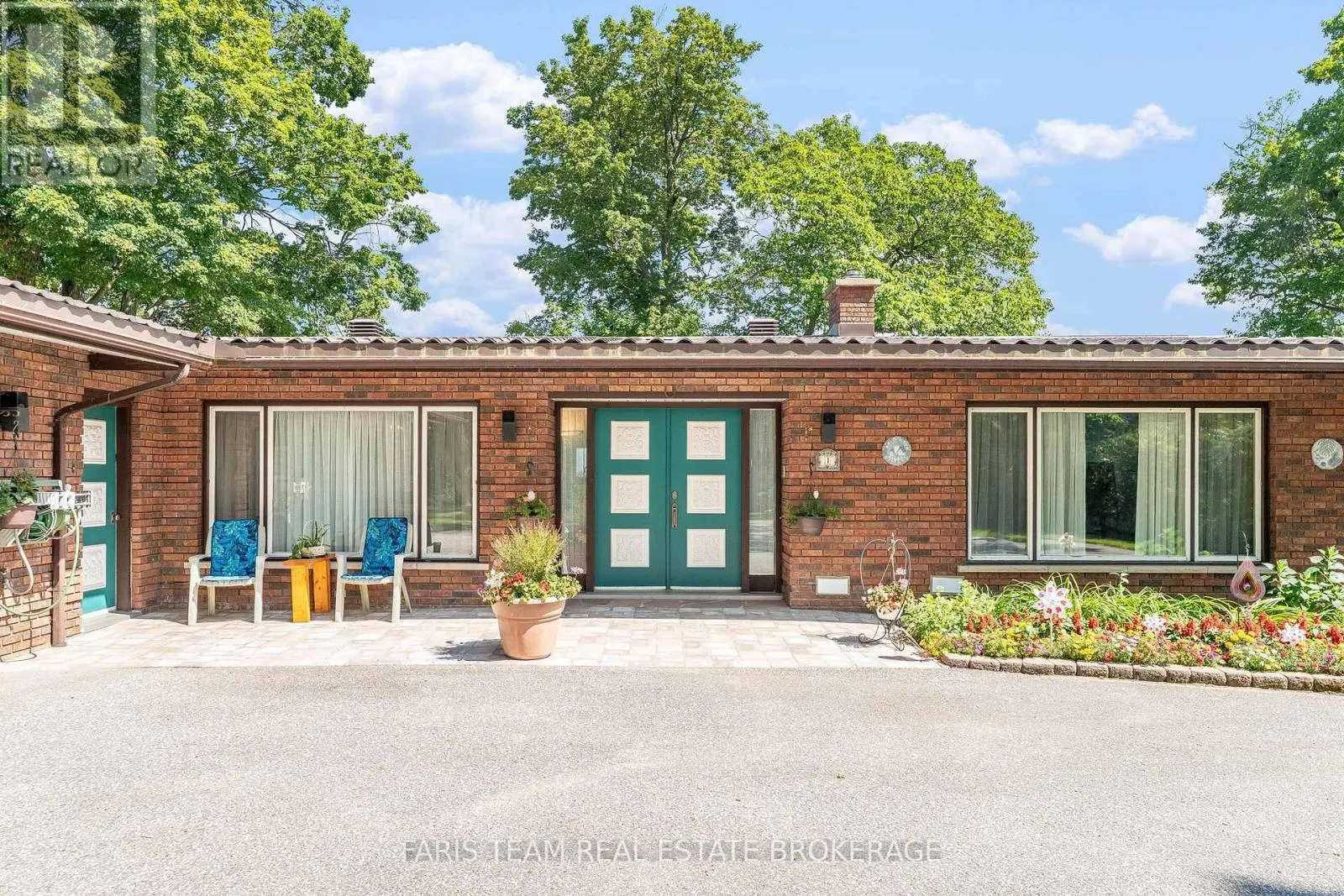 1 SOUTHWOOD CIRCLE
