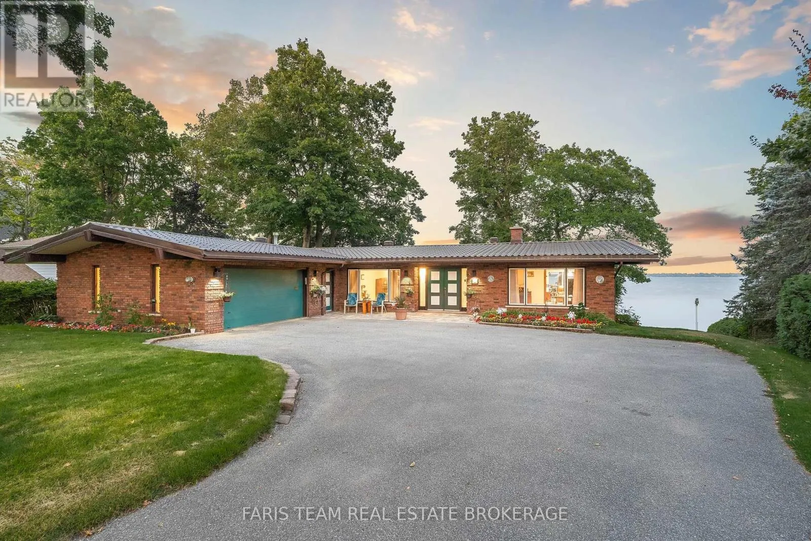 1 SOUTHWOOD CIRCLE