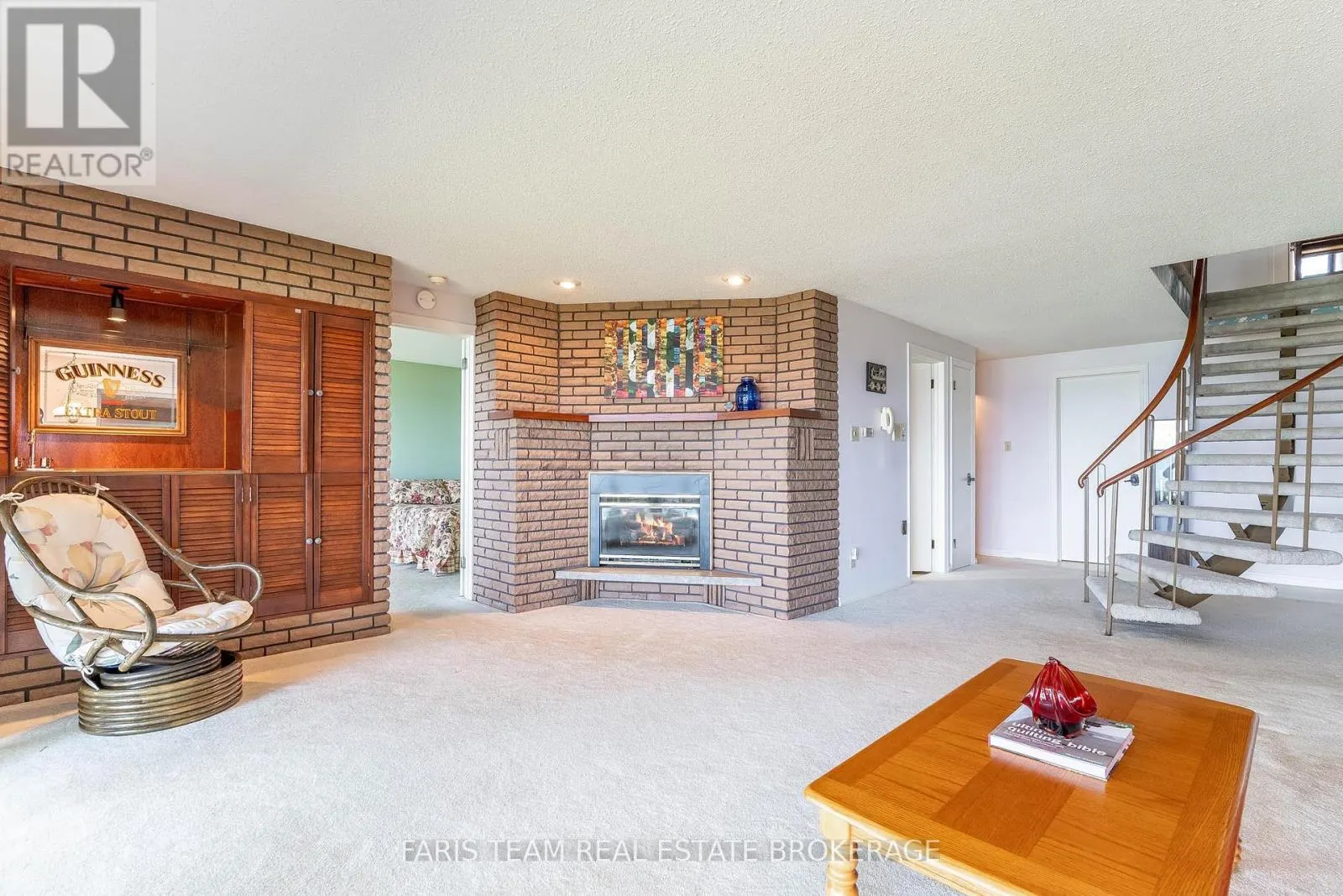 1 SOUTHWOOD CIRCLE