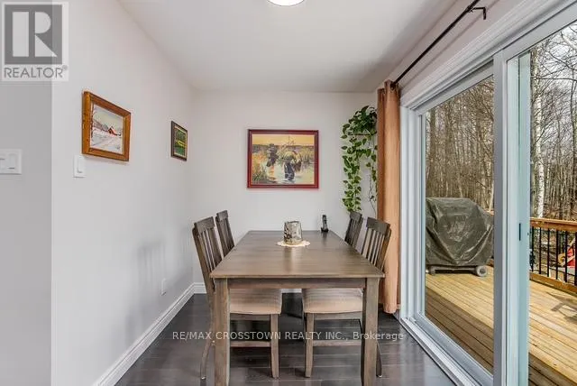 13 HARBOUR CRESCENT
