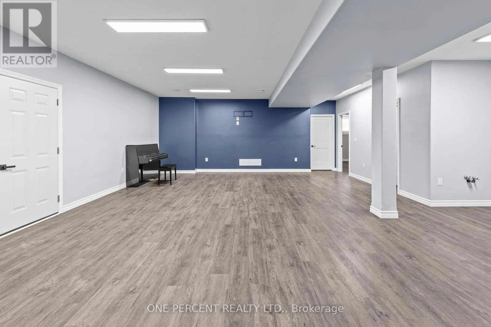 2326 FOXMEAD ROAD
