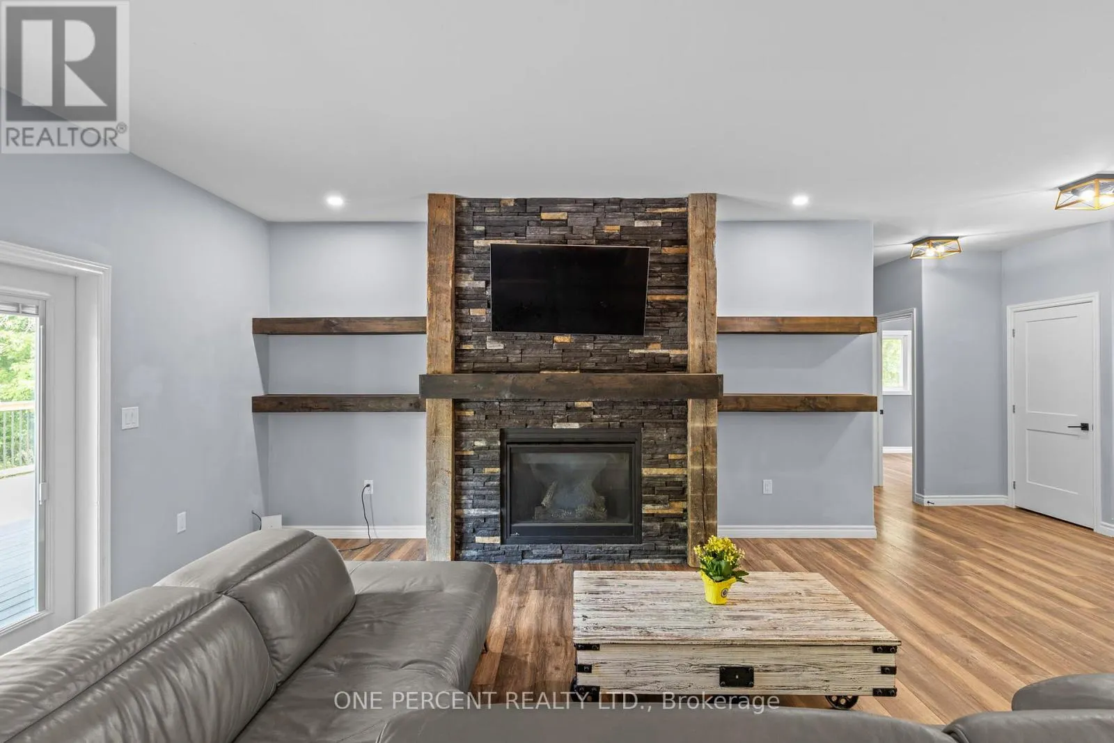 2326 FOXMEAD ROAD