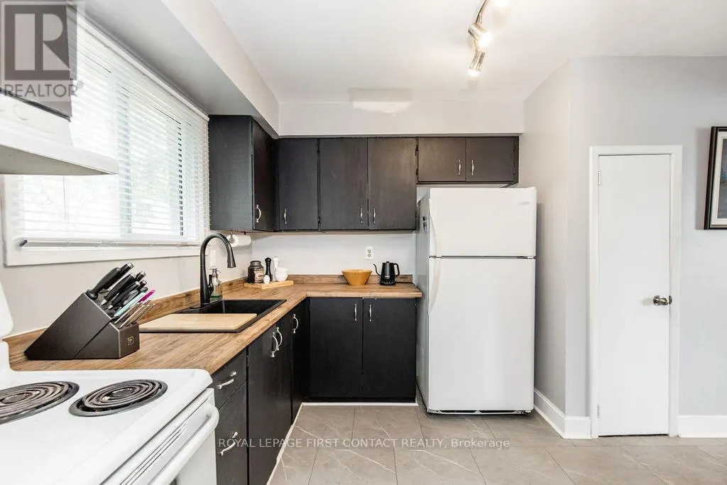 10 - 1095 MISSISSAGA STREET W