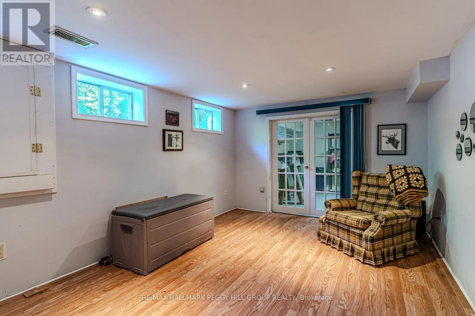 39 GRANDVIEW CRESCENT
