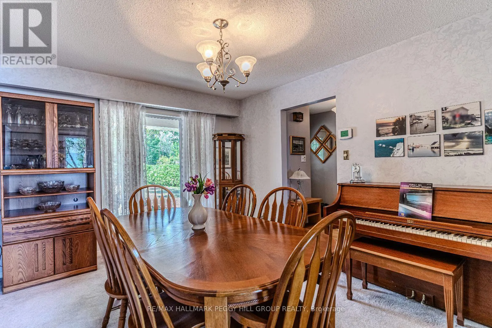 39 GRANDVIEW CRESCENT