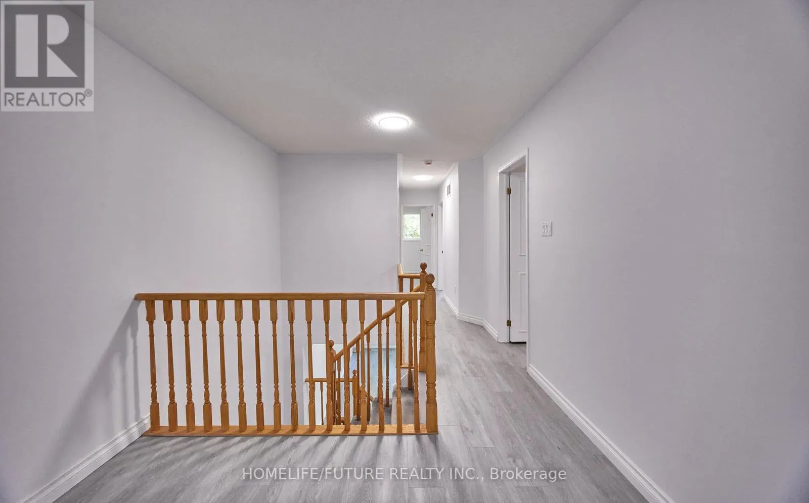 6 PICKETT CRESCENT