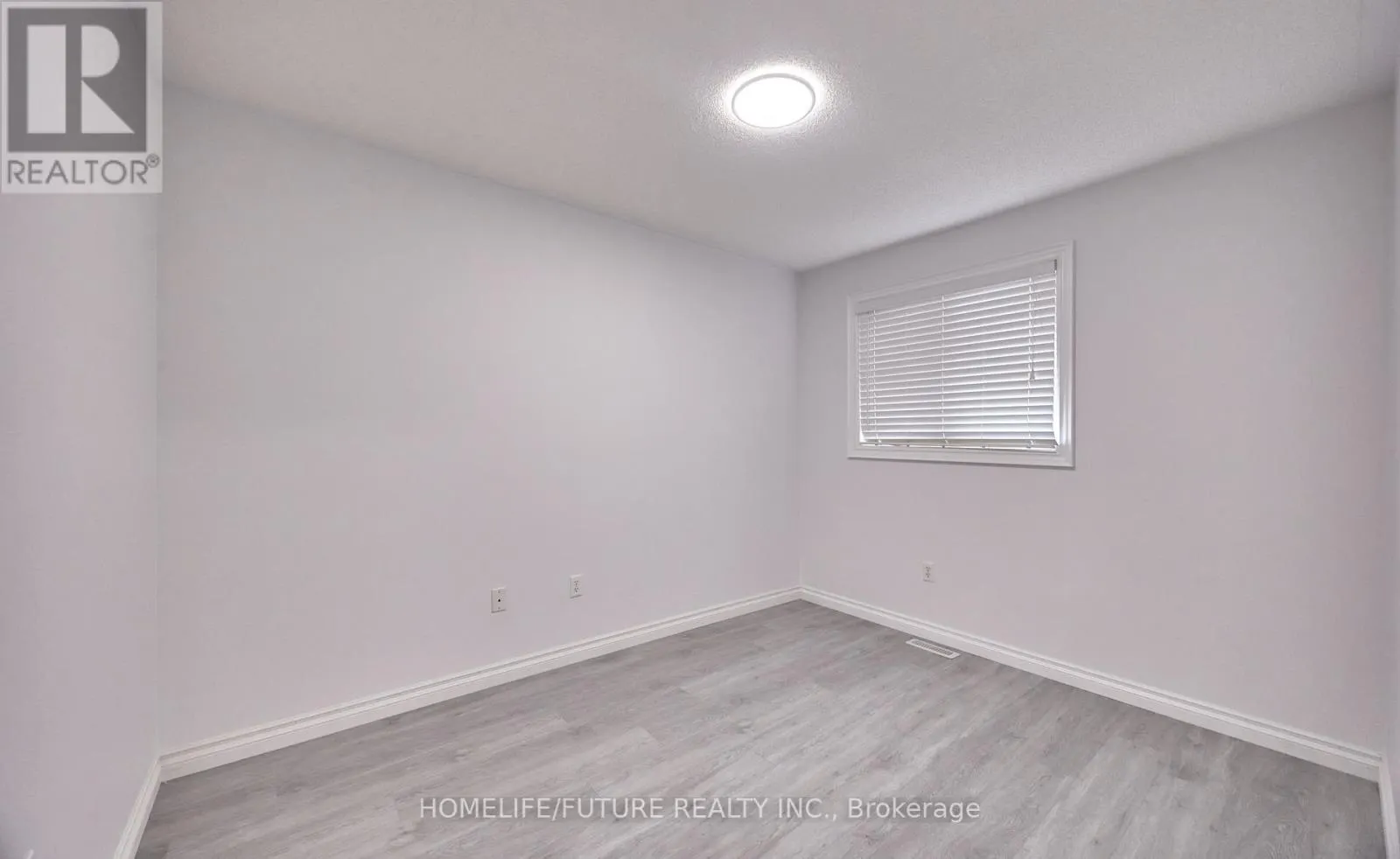 6 PICKETT CRESCENT
