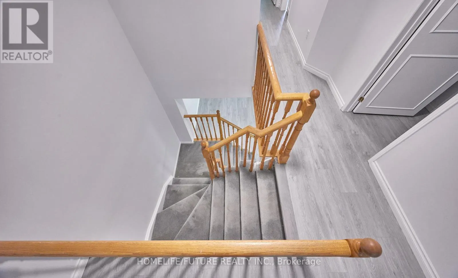 6 PICKETT CRESCENT