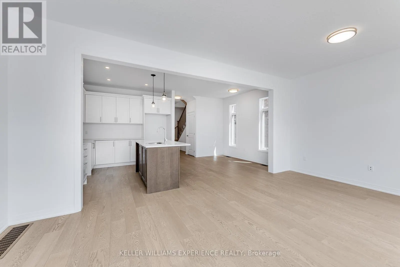 54 SAGEWOOD AVENUE