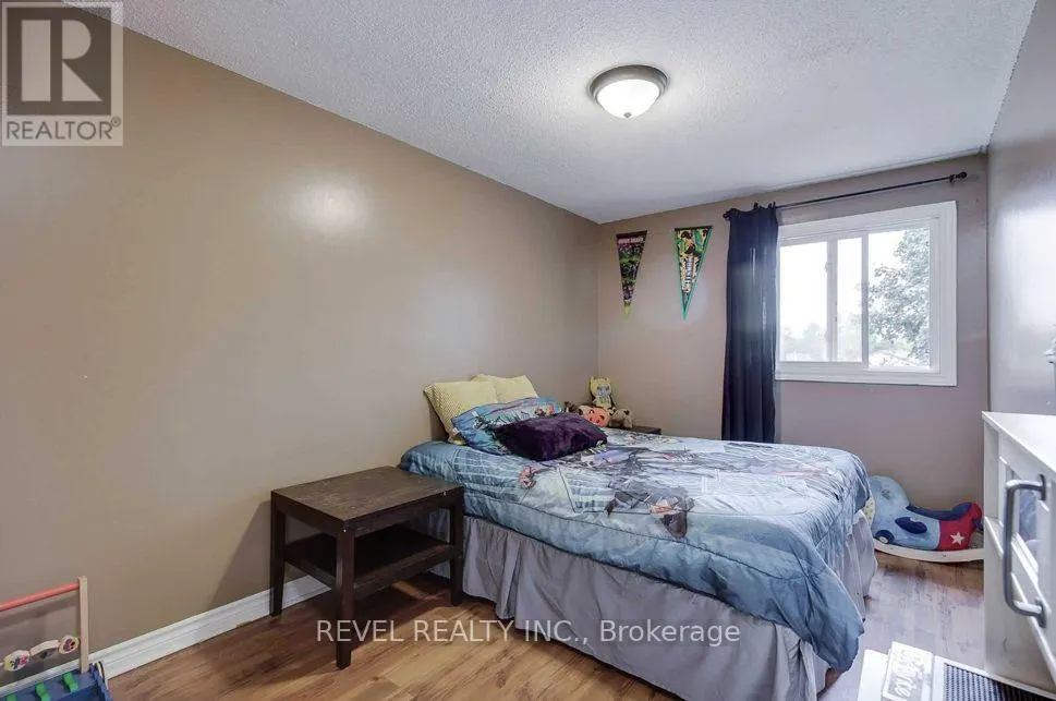 24 LAMPMAN LANE
