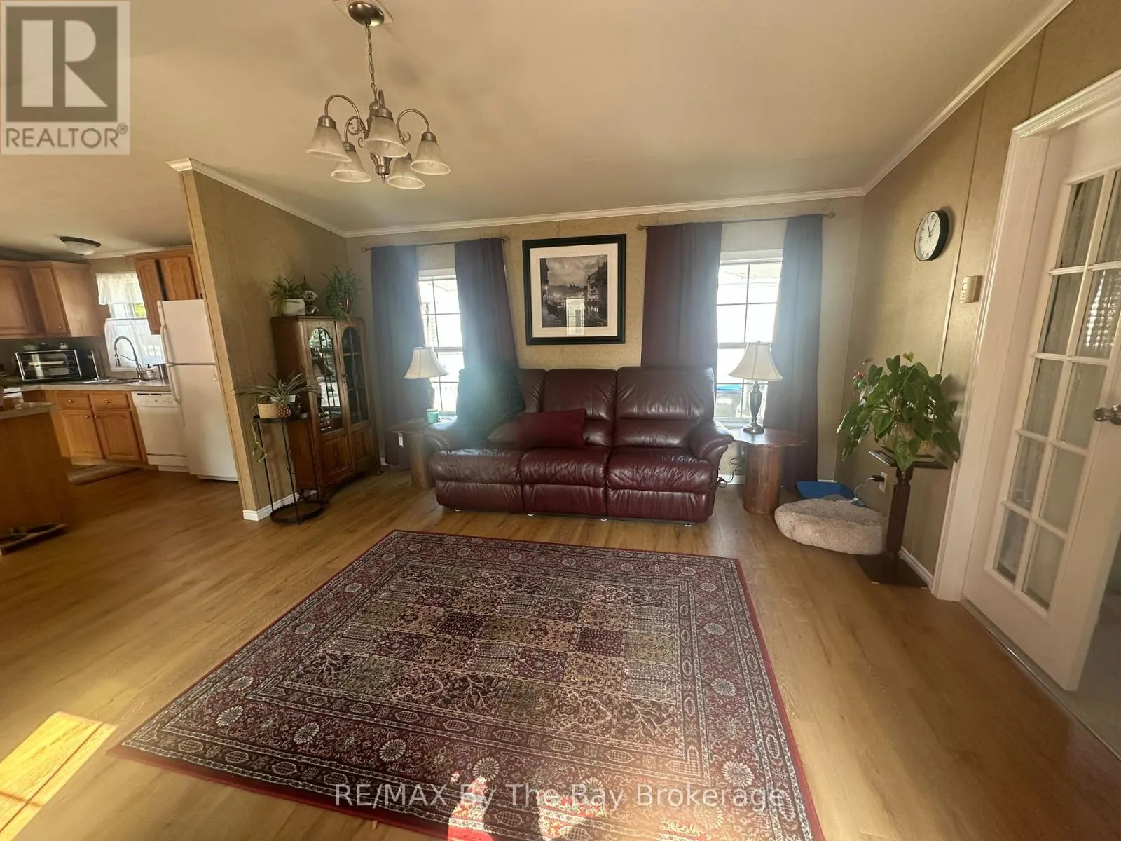 40 GEORGIAN GLEN DRIVE