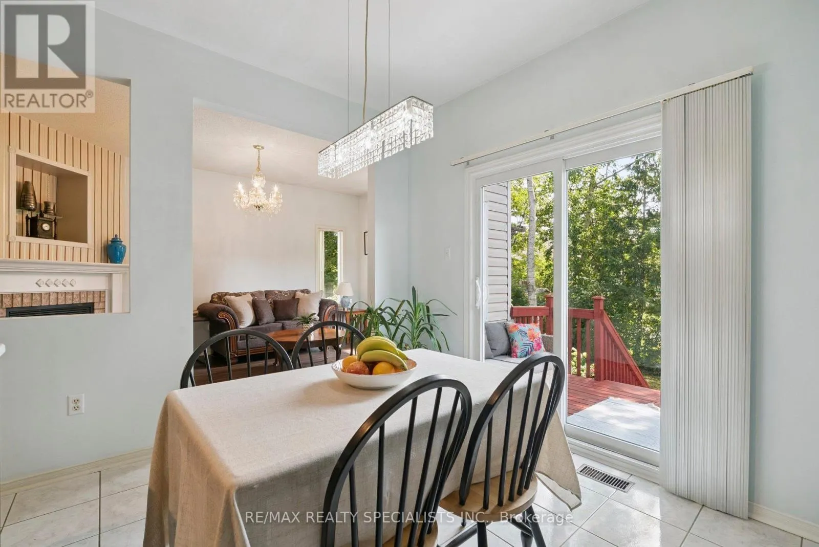 8 BROUWER CRESCENT