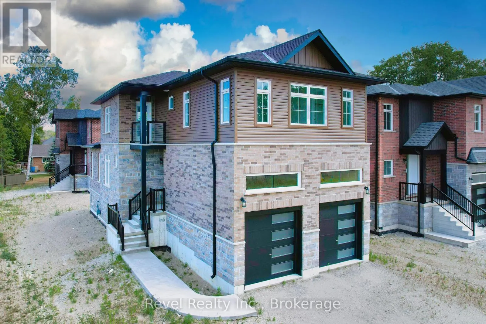 43 JOANNE CRESCENT