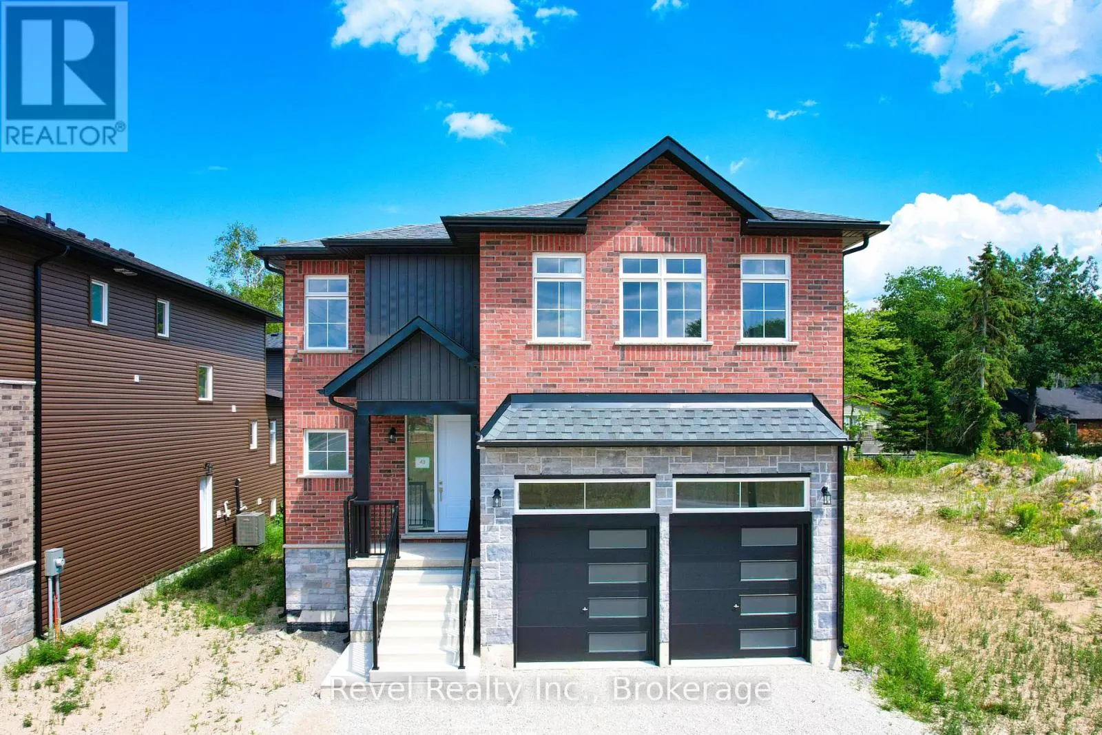 45 JOANNE CRESCENT