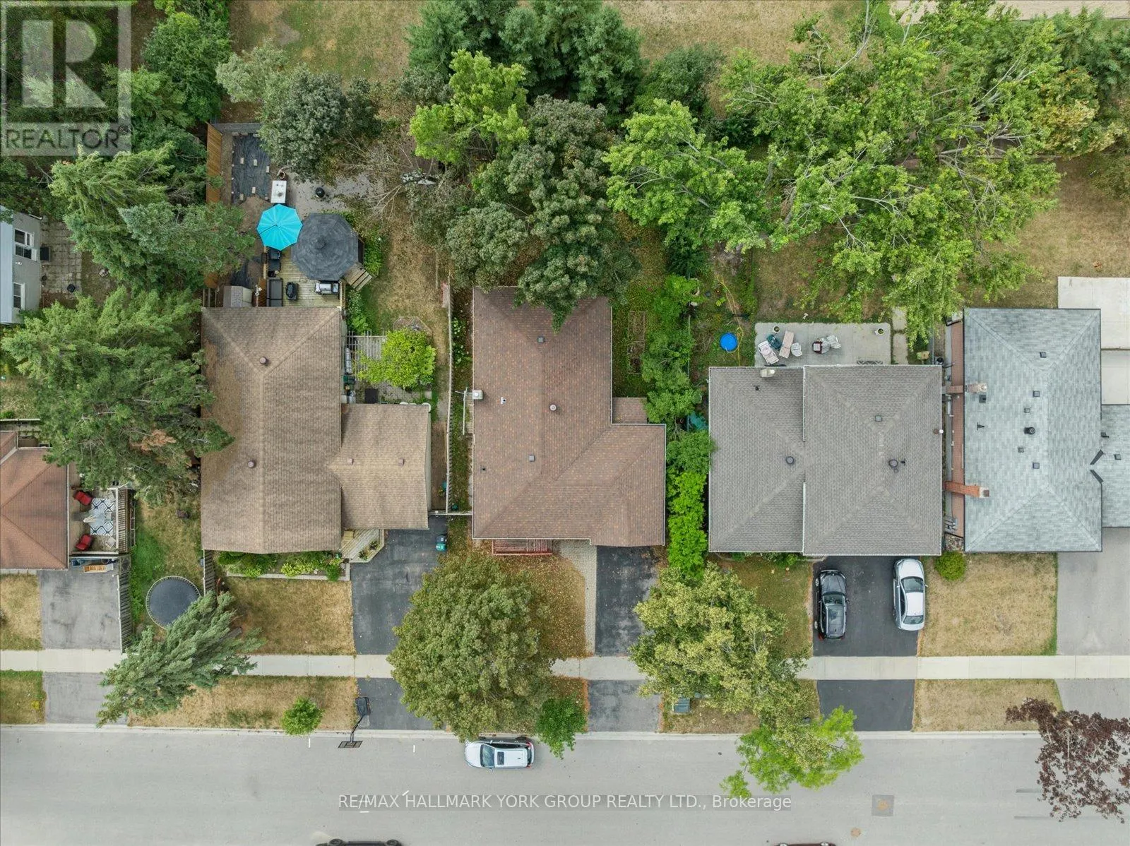 6 GLENECHO DRIVE