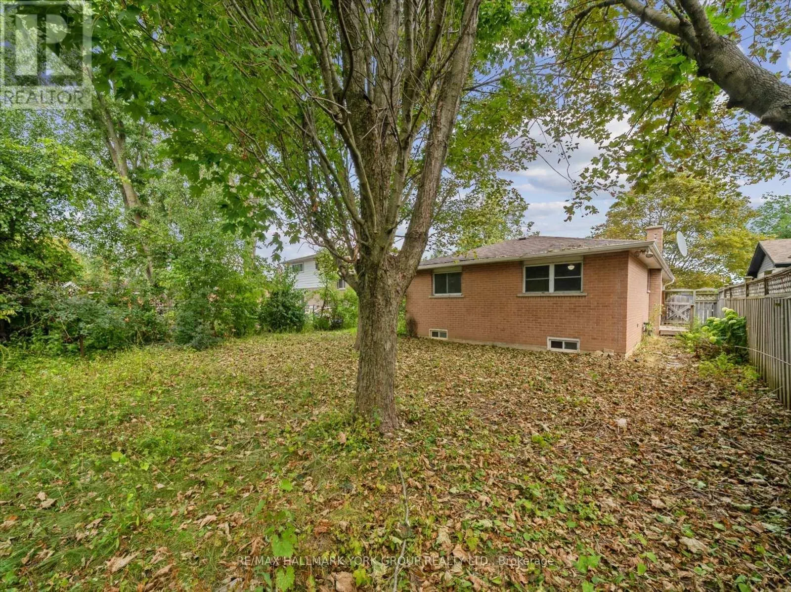 6 GLENECHO DRIVE