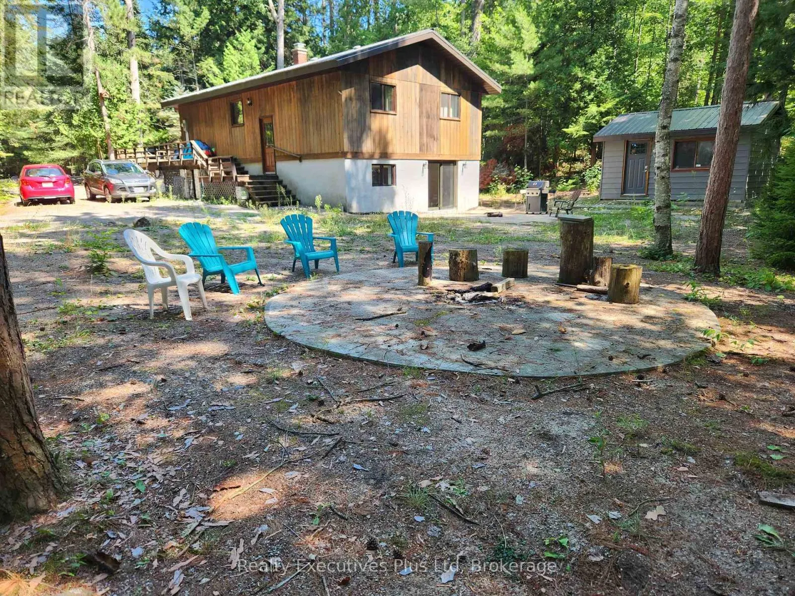 2 ZELIA COURT
