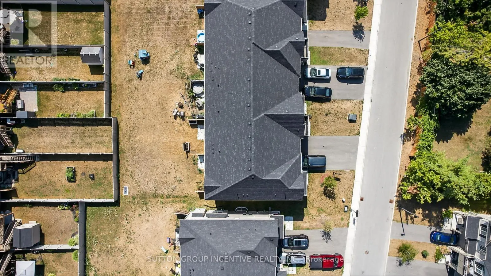 17 CHURCHLEA MEWS