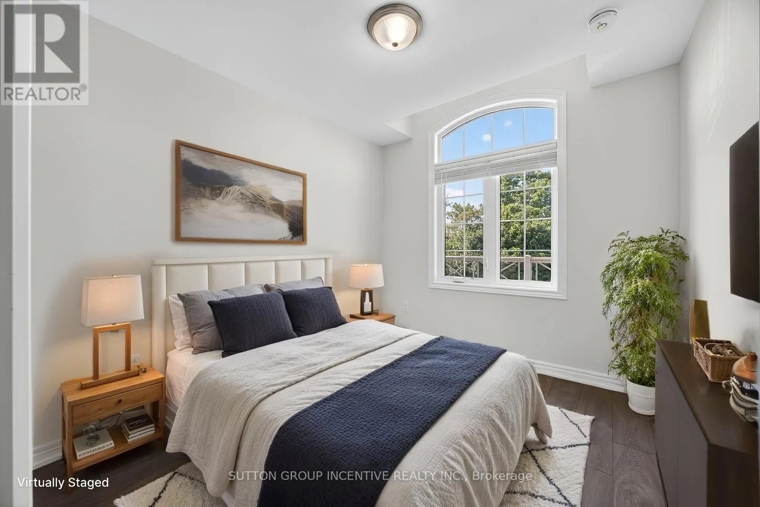 17 CHURCHLEA MEWS