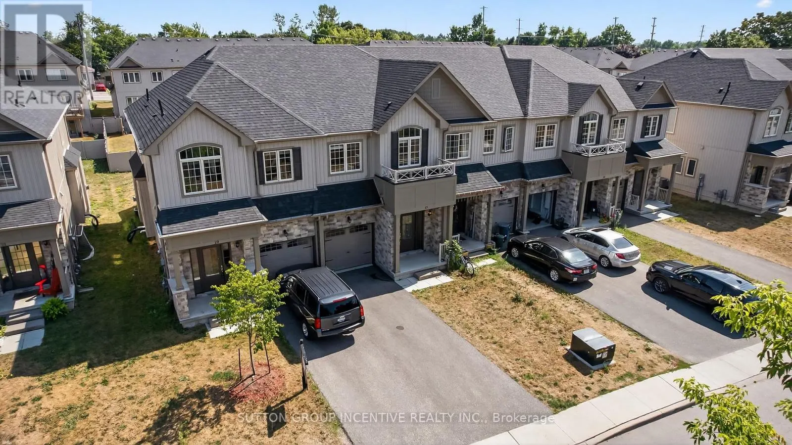 17 CHURCHLEA MEWS