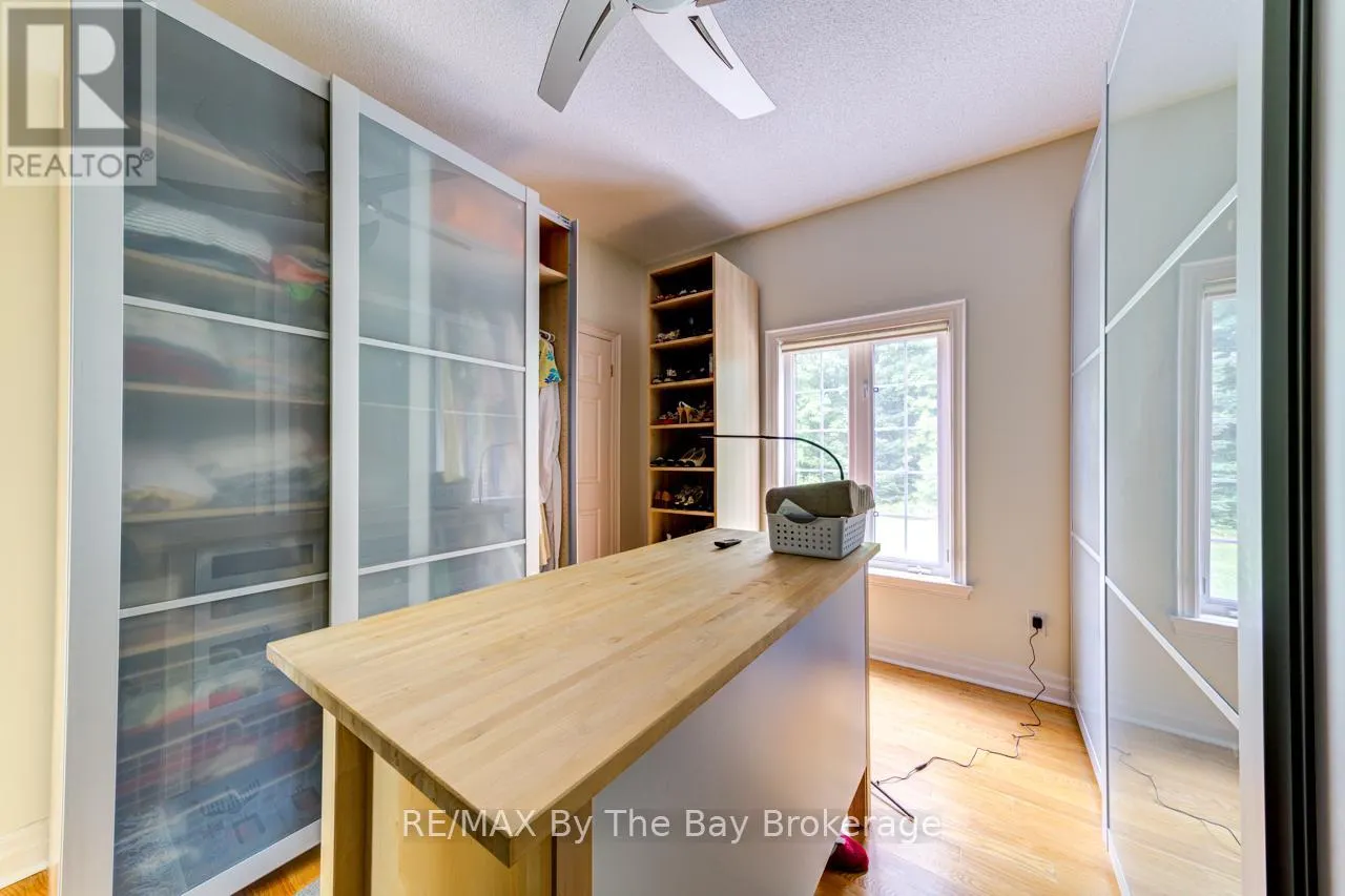 28 BRIDLEWOOD CRESCENT