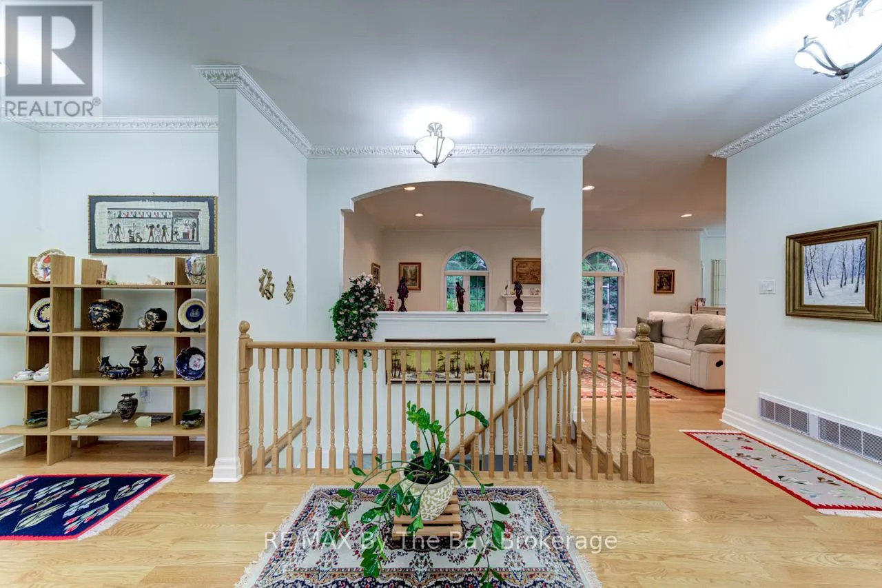 28 BRIDLEWOOD CRESCENT