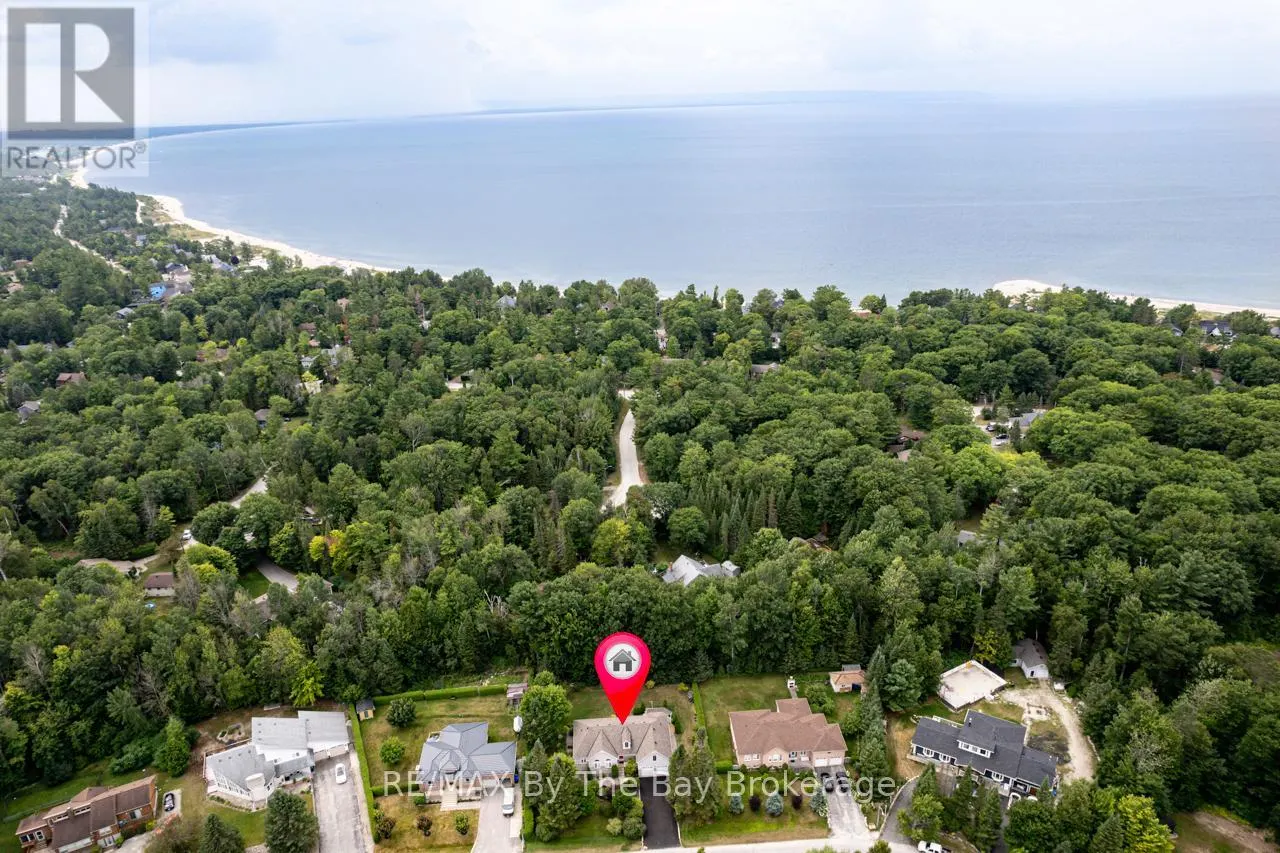 28 BRIDLEWOOD CRESCENT