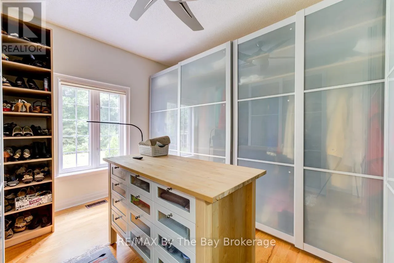 28 BRIDLEWOOD CRESCENT
