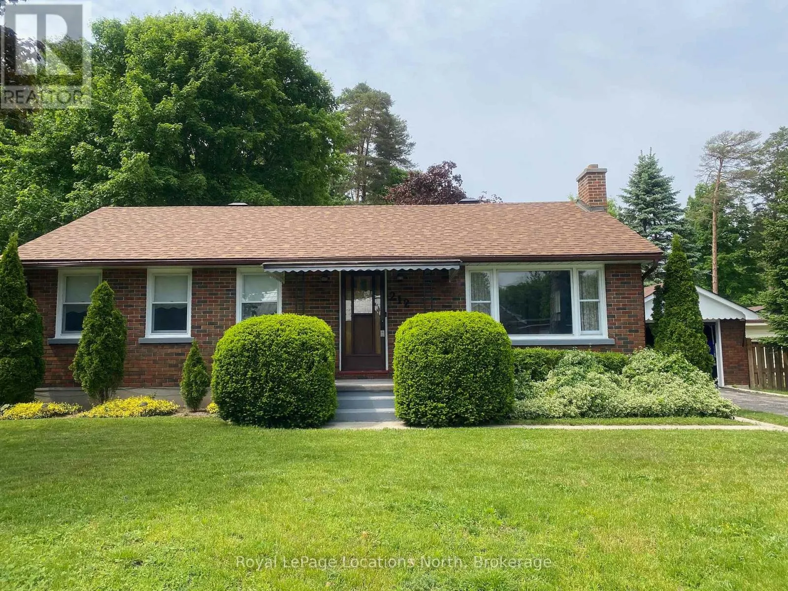 212 KIRKWOOD DRIVE