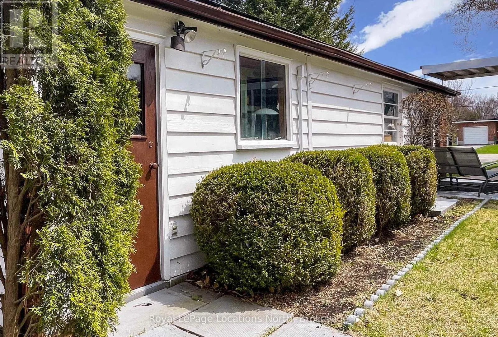 212 KIRKWOOD DRIVE