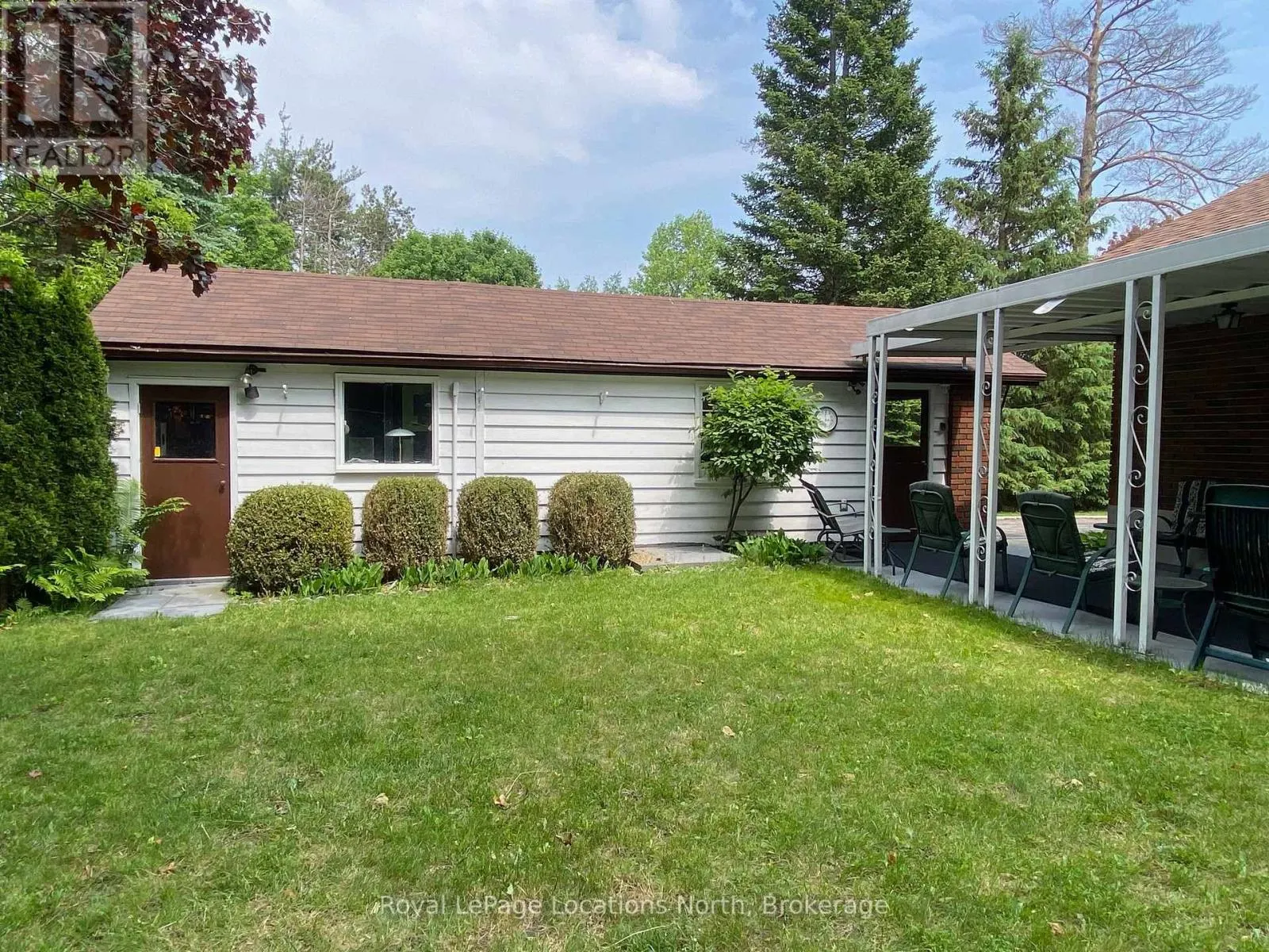 212 KIRKWOOD DRIVE