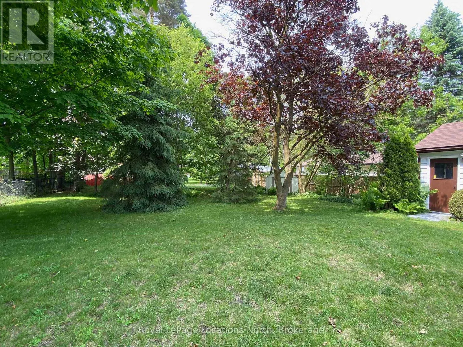 212 KIRKWOOD DRIVE