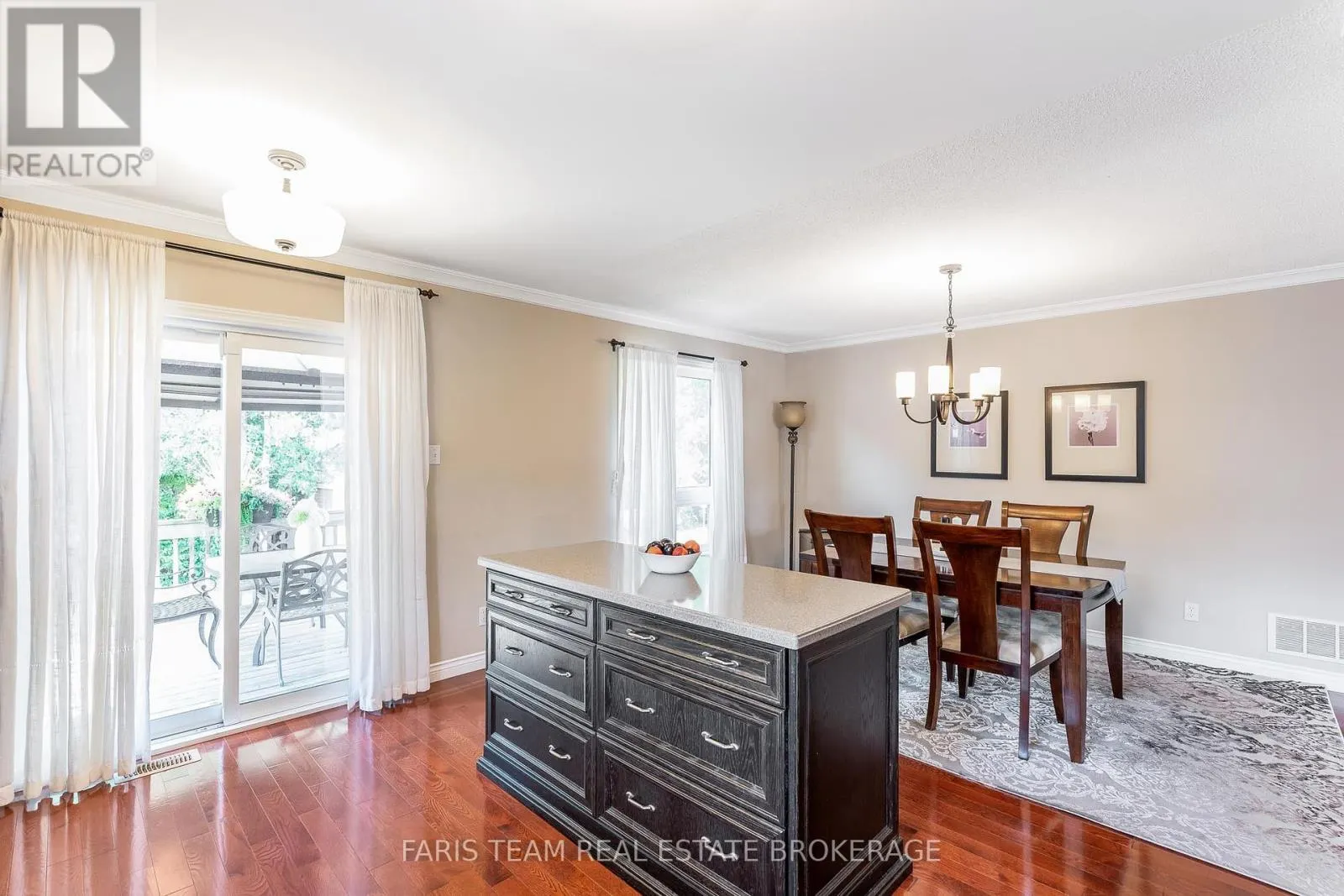 83 GEORGIAS WALK