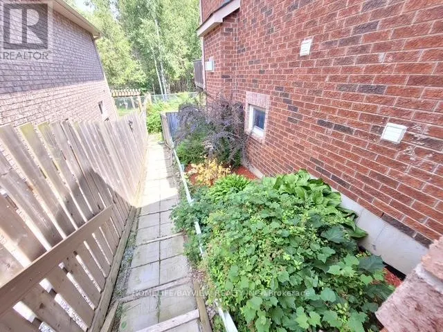 44 THICKETWOOD AVENUE
