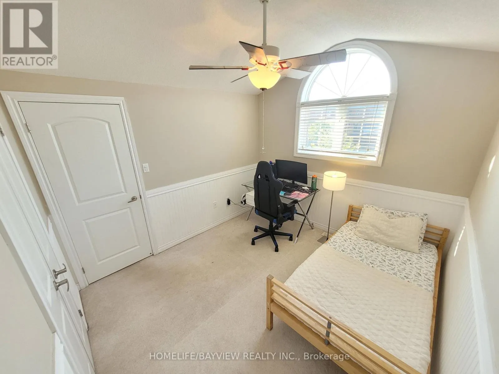 44 THICKETWOOD AVENUE