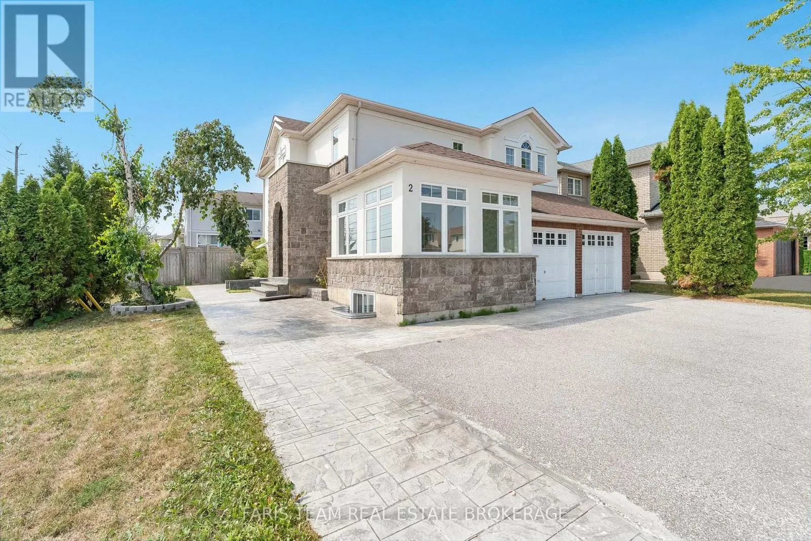 2 VANESSA DRIVE