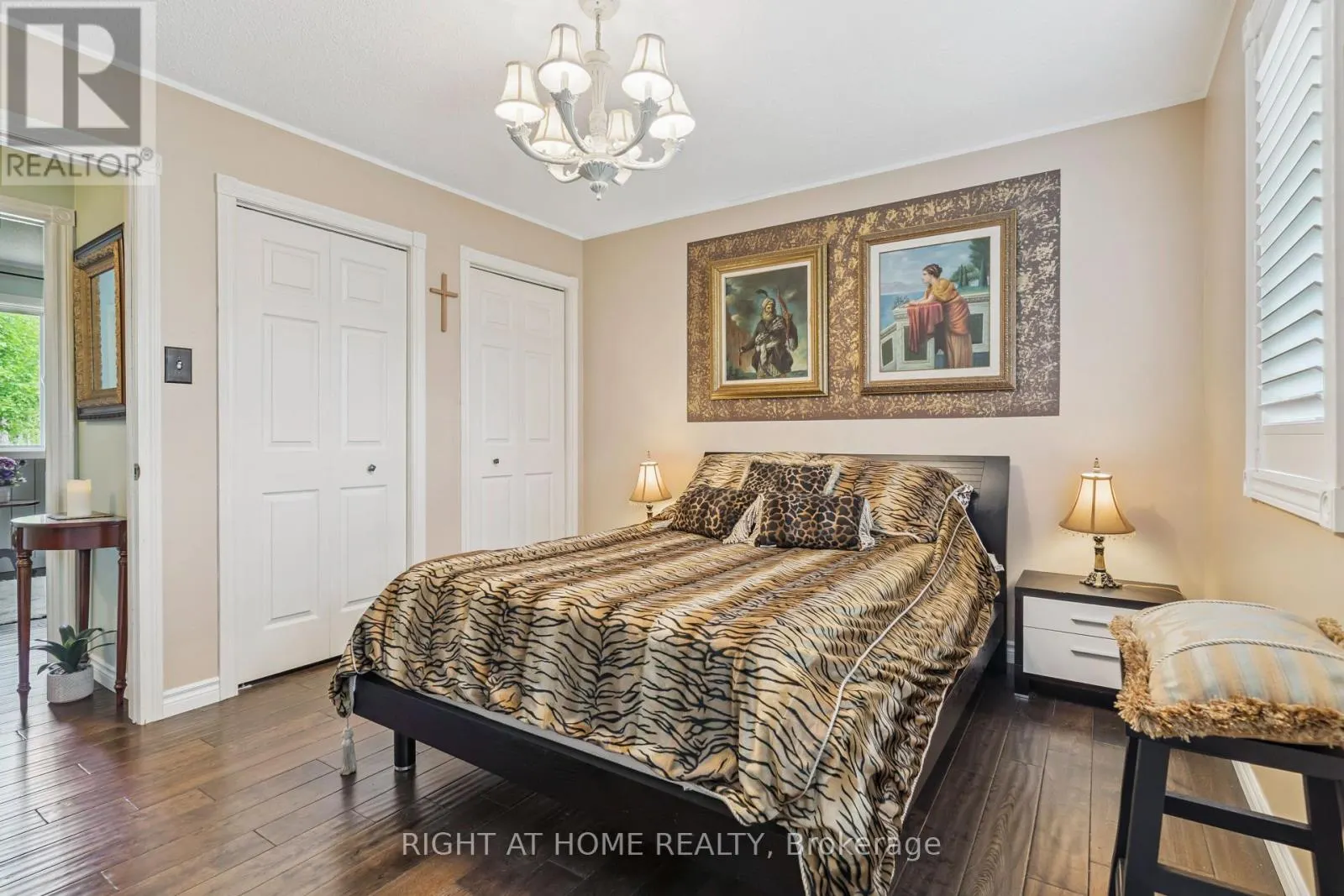 6216 SUNNIDALE TOSORONTIO TOWNLINE
