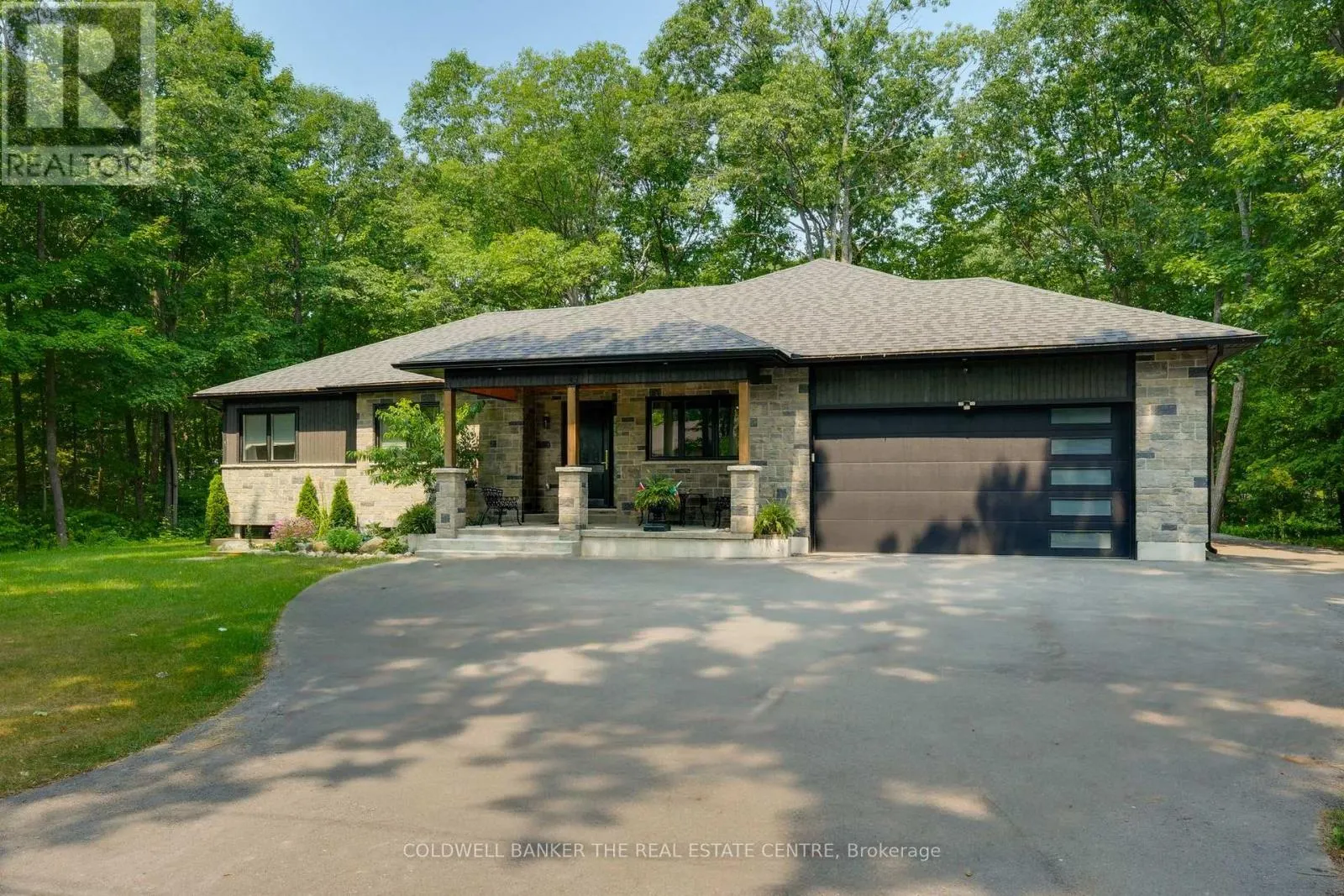 34 OAKWOOD AVENUE